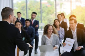 Participants engagés lors d'un séminaire à Édimbourg